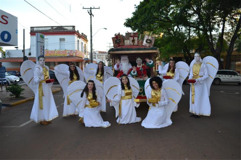 Desfile Encantado e Grand Jeté são as próximas atrações